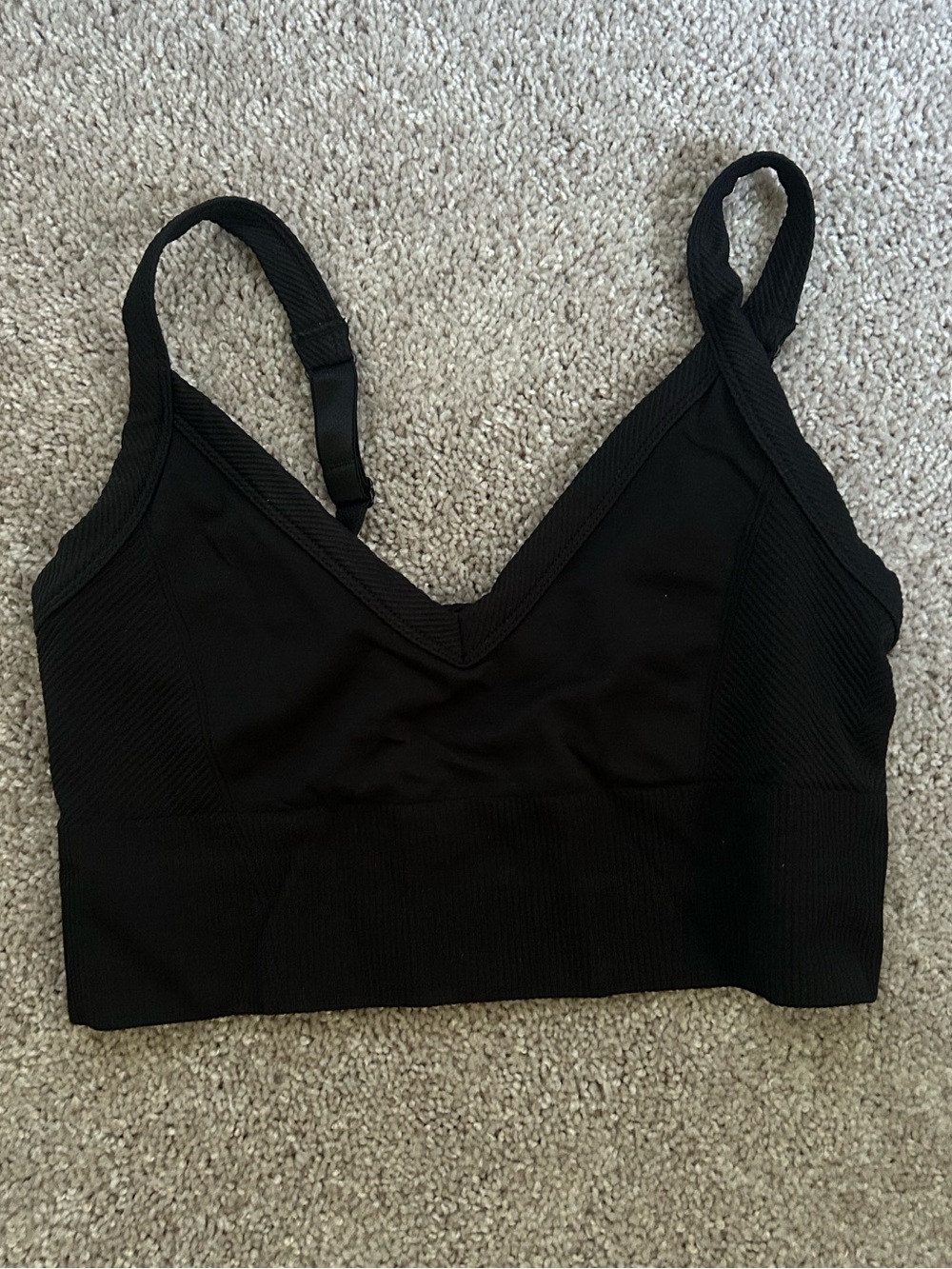 Old Navy Black Seamless V-Neck Bralette